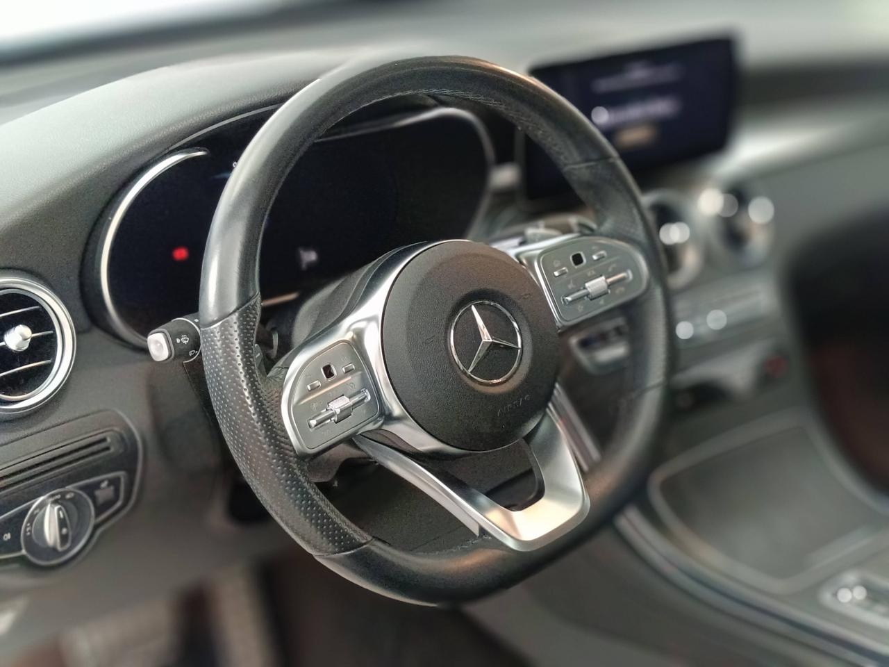 Mercedes-Benz GLC - X253 2019 - GLC 300 de phev (eq-power) Premium 4matic auto