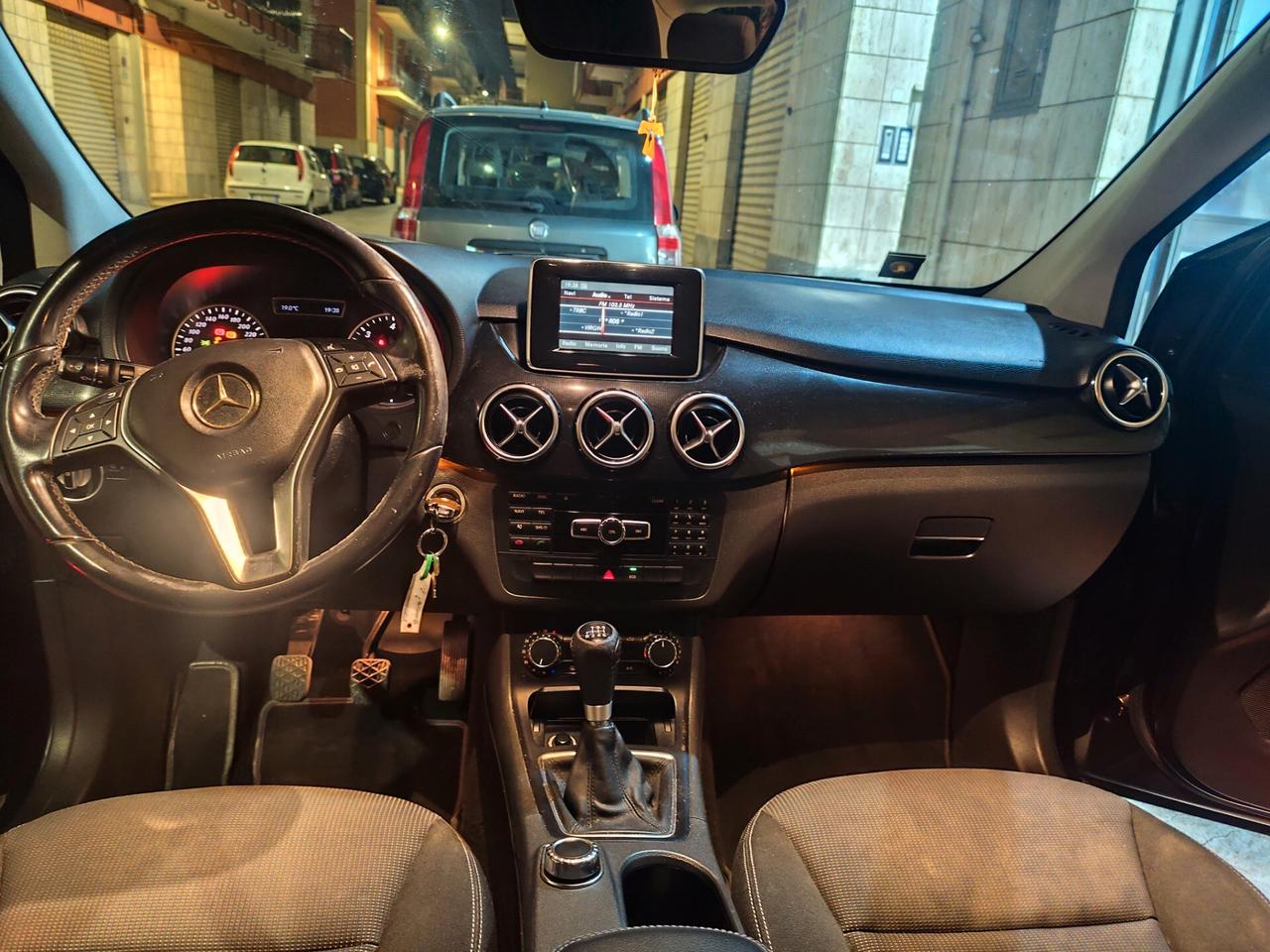 Mercedes-benz B 180 CDI 1.8 MOTORE MERCEDES Navi & Retrocamera