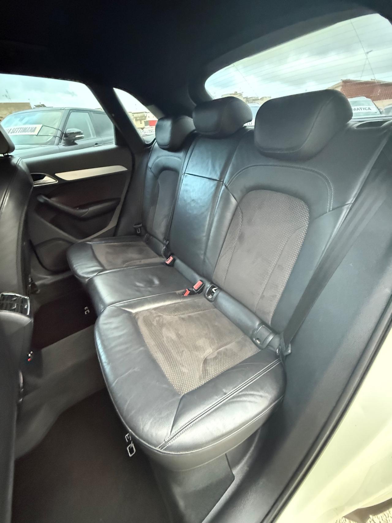 Audi Q3 2.0 TDI S-Line