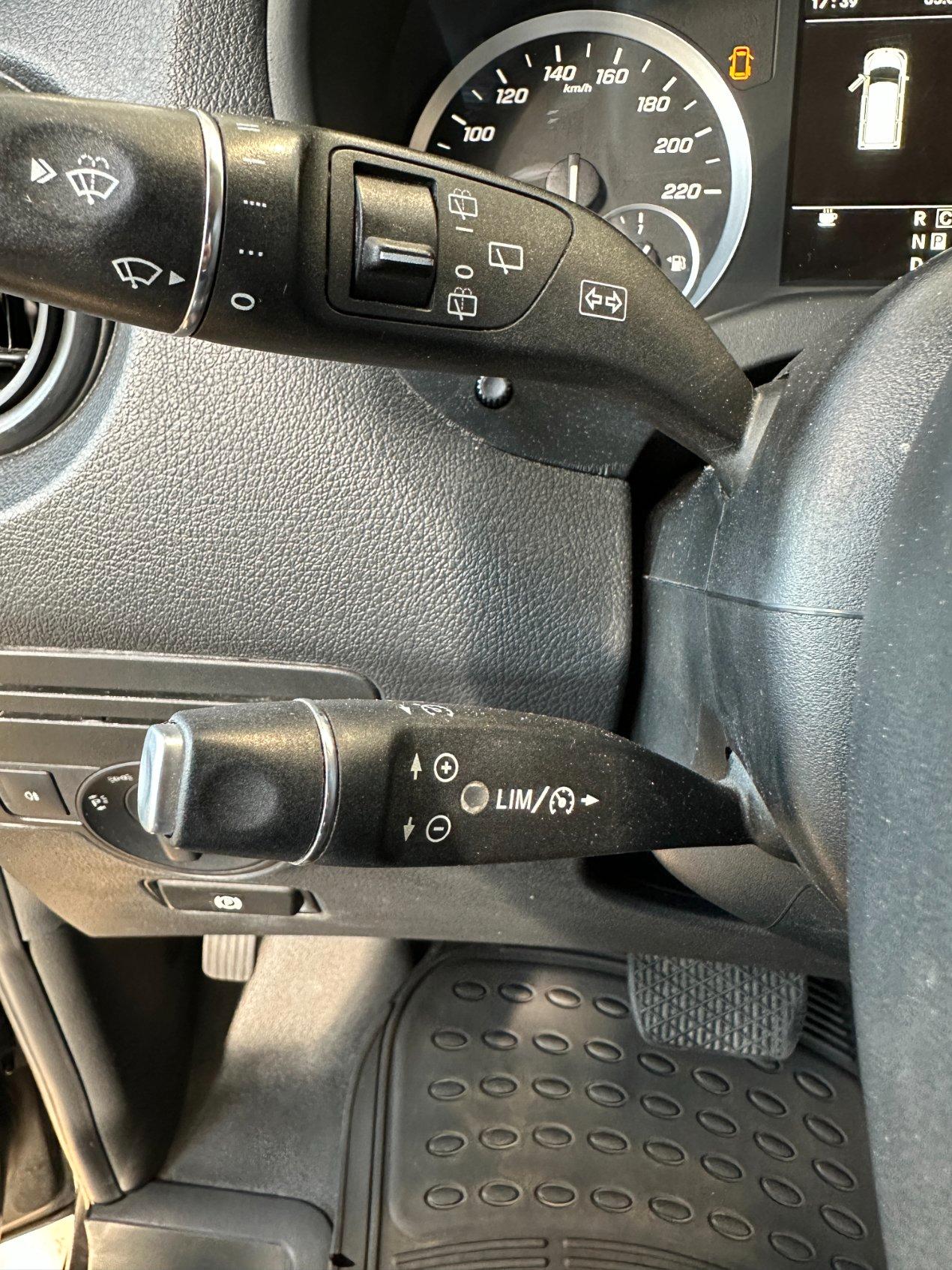 MERCEDES Vito 114 cdi long tourer auto - 9 Posti - IVA Esposta