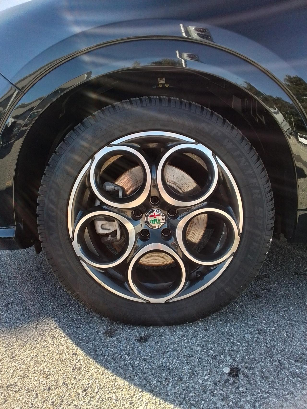 Alfa Romeo Tonale 1.5 160 CV MHEV TCT7 Tributo Italiano