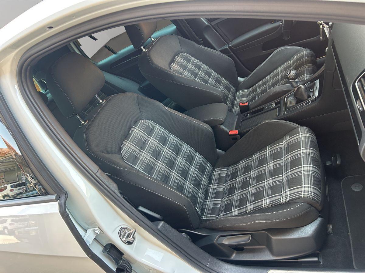 VOLKSWAGEN - Golf - GTD 2.0 TDI 184CV 5p. BlueMotion Technology