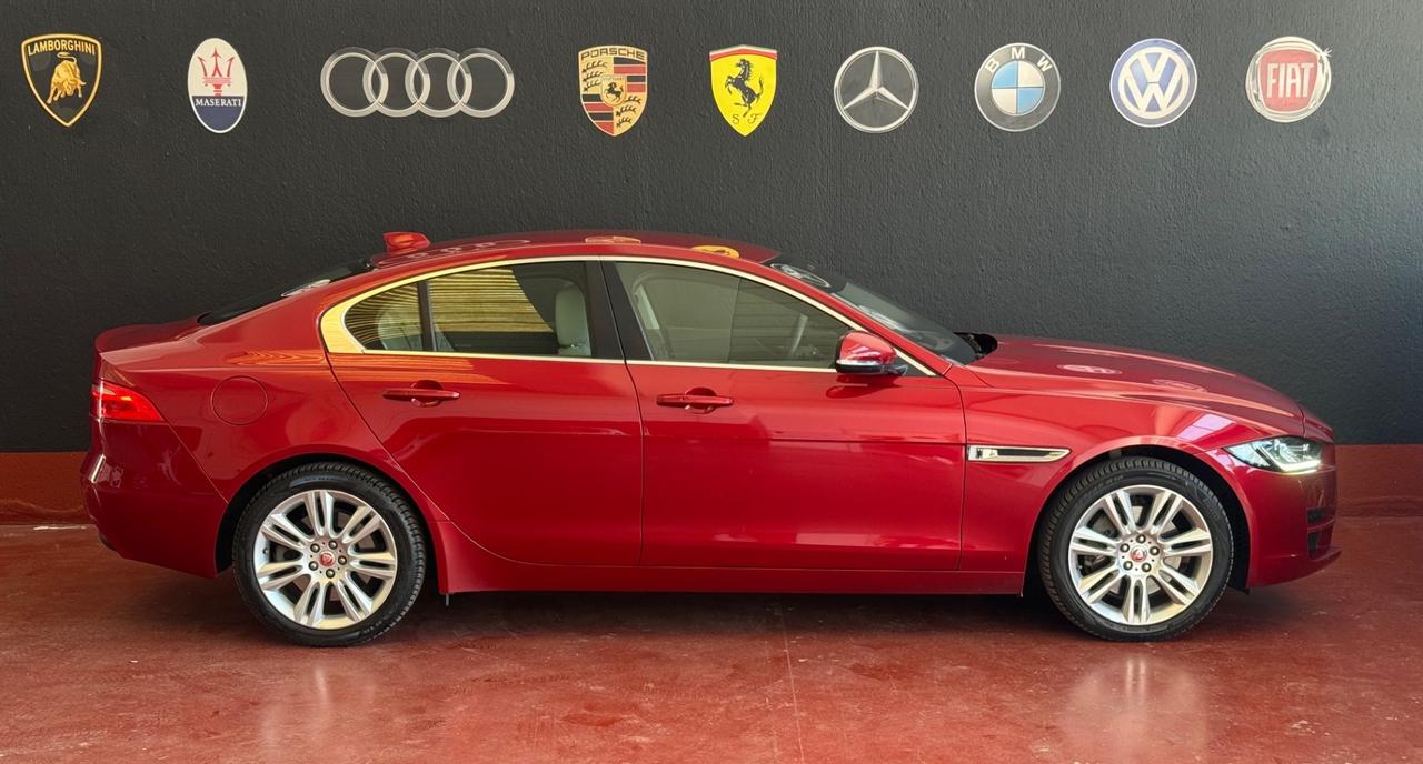 Jaguar XE 2.0 D Turbo 180 CV AWD aut. Portfolio