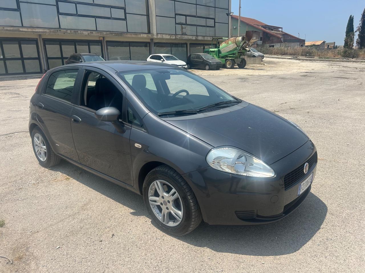 Fiat Grande Punto Grande Punto 1.3 MJT 90 CV 5 porte Dynamic