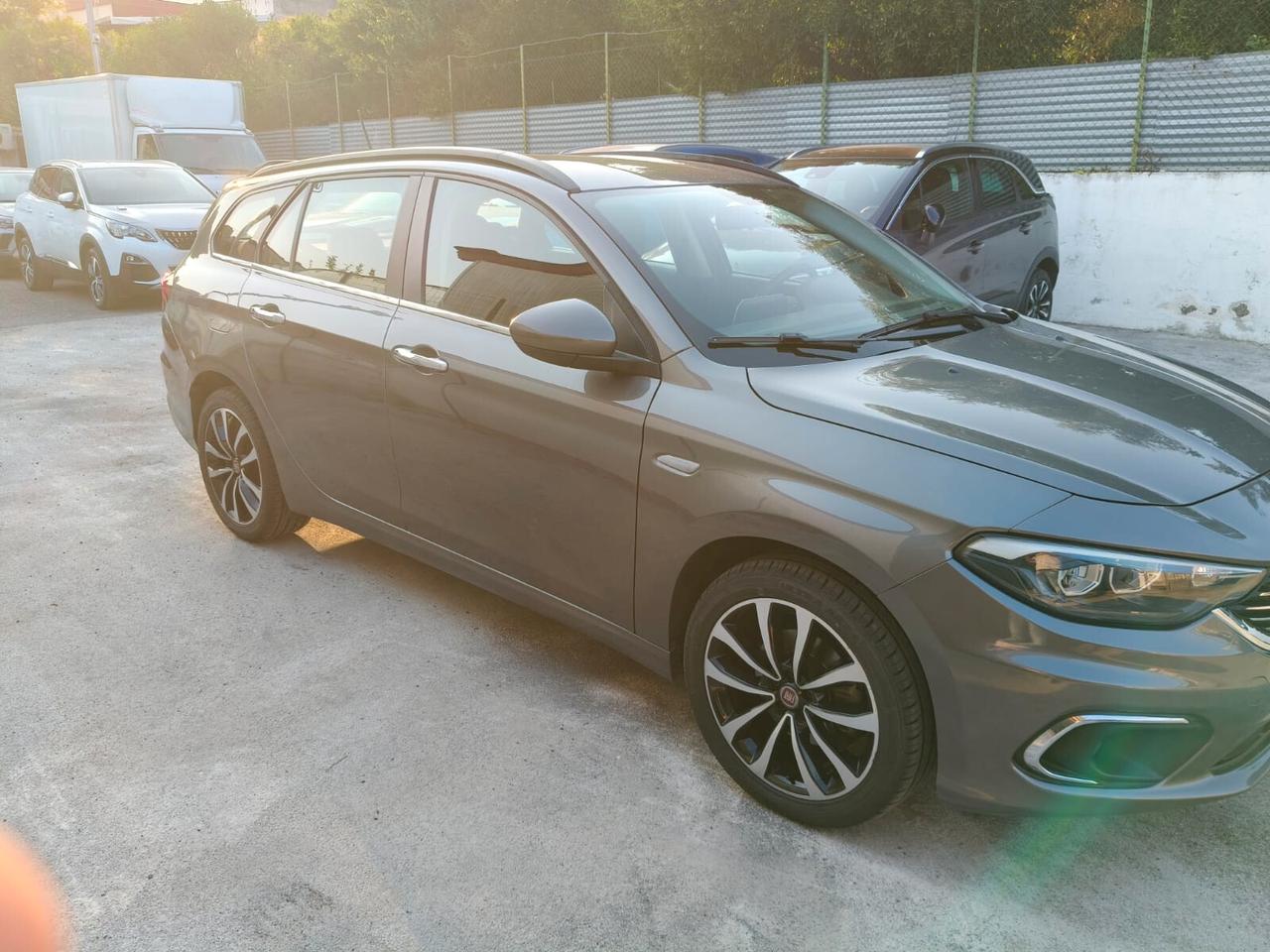 Fiat Tipo 1.6 Mjt S&S SW Lounge