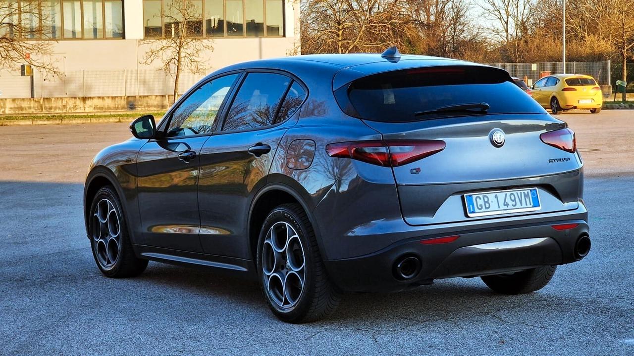 Alfa Romeo Stelvio 2.2 Turbodiesel 190 CV AT8 Q4 Sprint