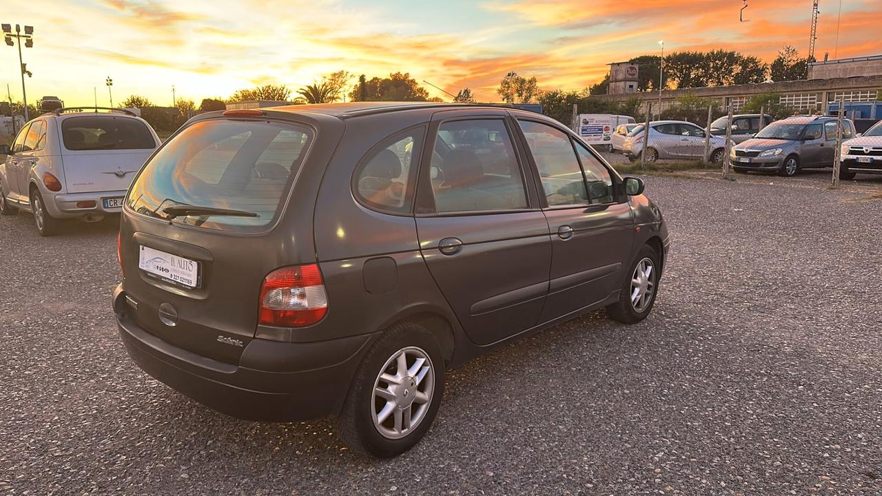 Renault Megane Scénic Evol. 1.6 16V cat Expression