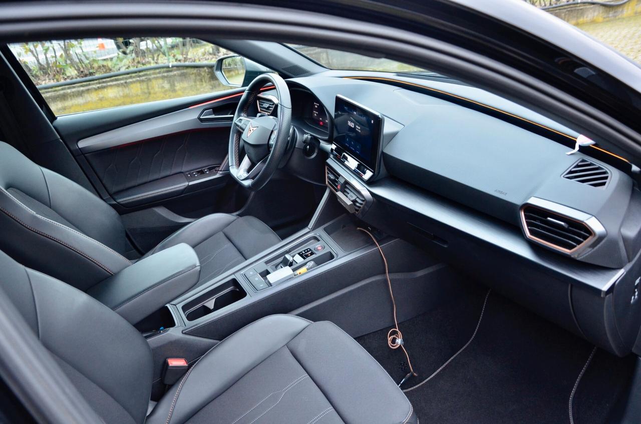 CUPRA LEON 1.5 HYBRID 150cv DSG, UNICOPROPRIETARIO, SERVICE UFF CUPRA, UFF ITALIANA, FULL LED, RETROCAMERA, APPLE ANDROID, PERMUTE