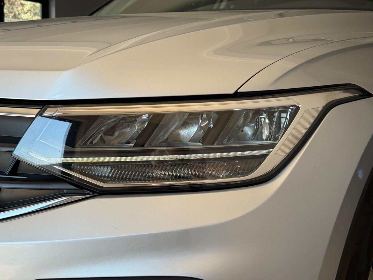 Volkswagen Tiguan 2.0 TDI 150 CV SCR DSG Elegance