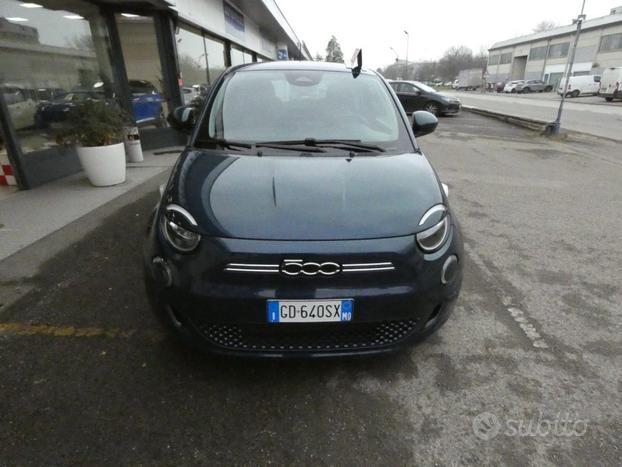 FIAT 500 Icon Berlina 42 kWh