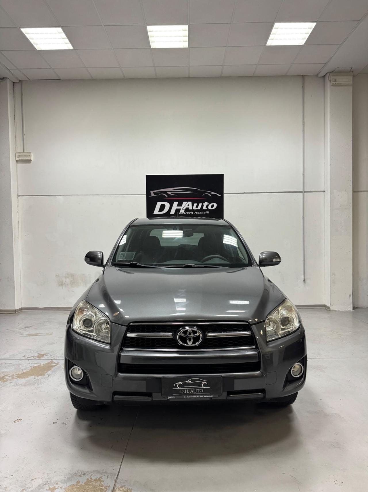 Toyota RAV 4 RAV4 Crossover 2.2 D-4D 150 CV DPF Exclusive