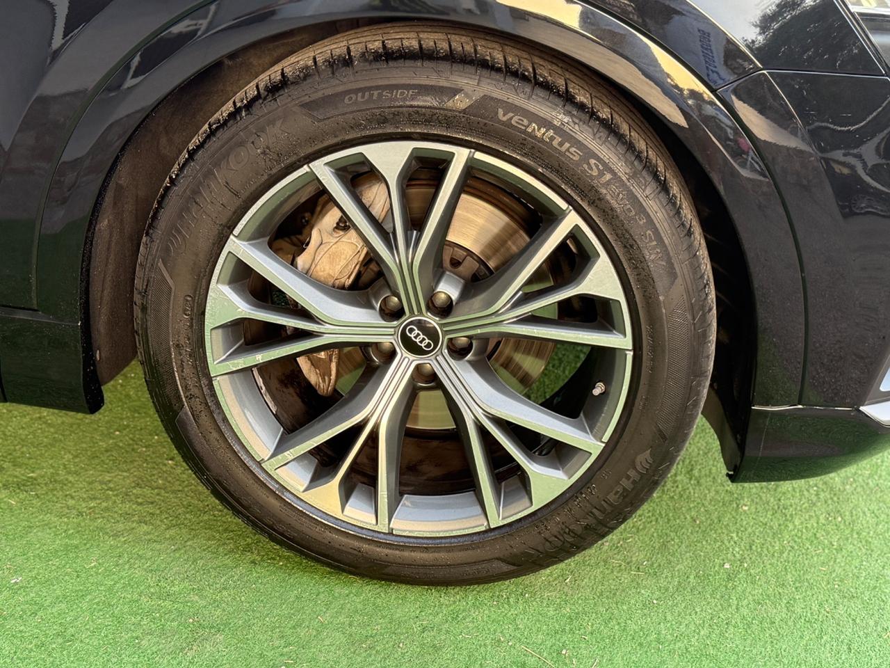 Audi Q8 45 Sline 231 CV NO SUPERBOLLO NUOVA