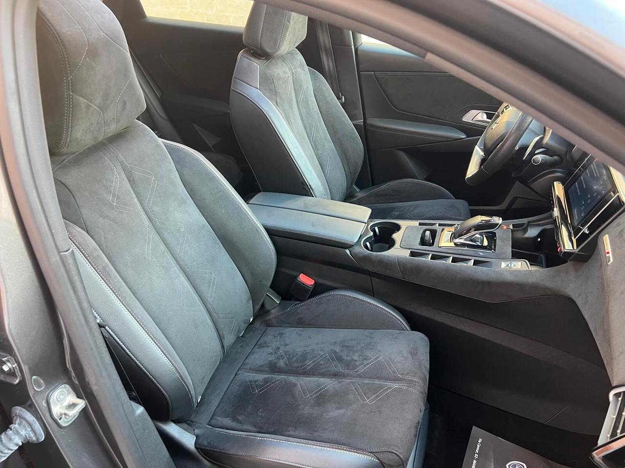 DS7 CROSSBACK GRAND CHIC 2.0 HDI 180CV TETTO ALCANTARA NAVI CAM ANNO 2020