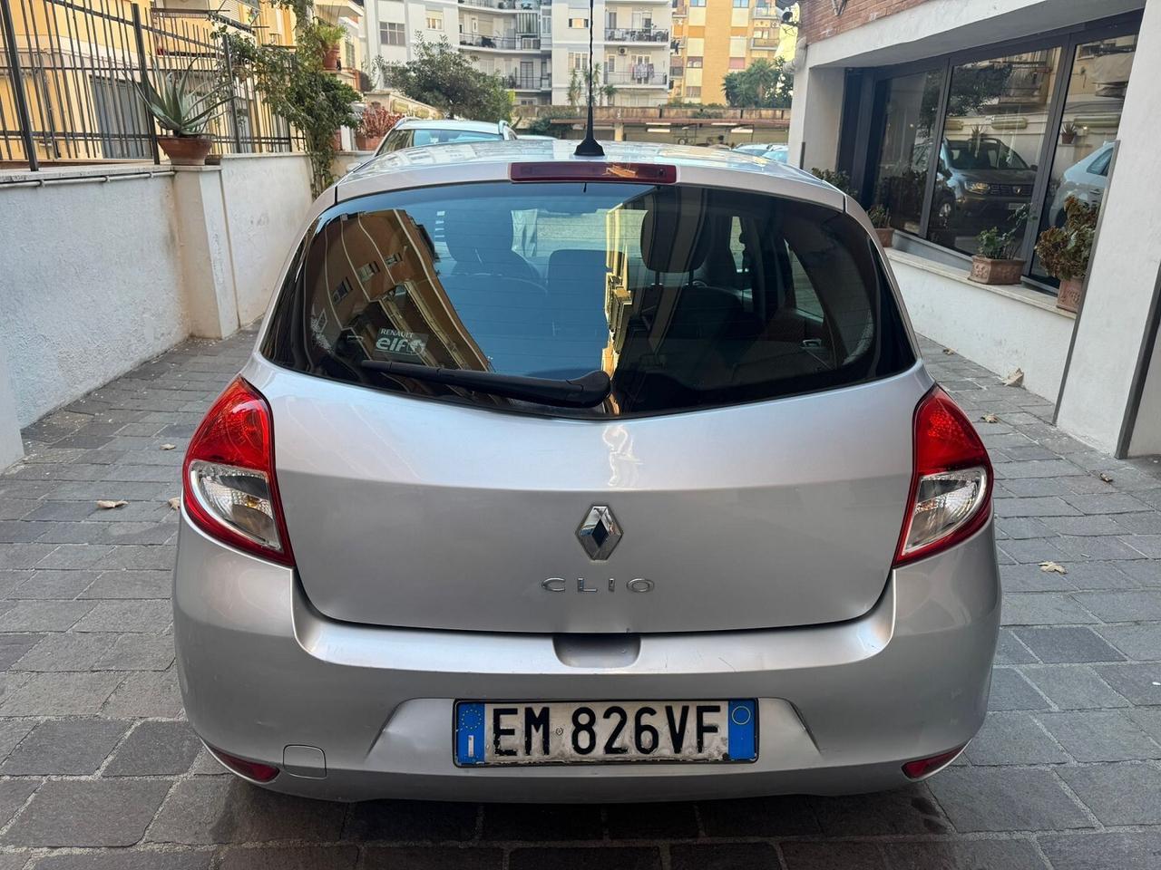RENAULT Clio 1.2 16V GPL Dynamique