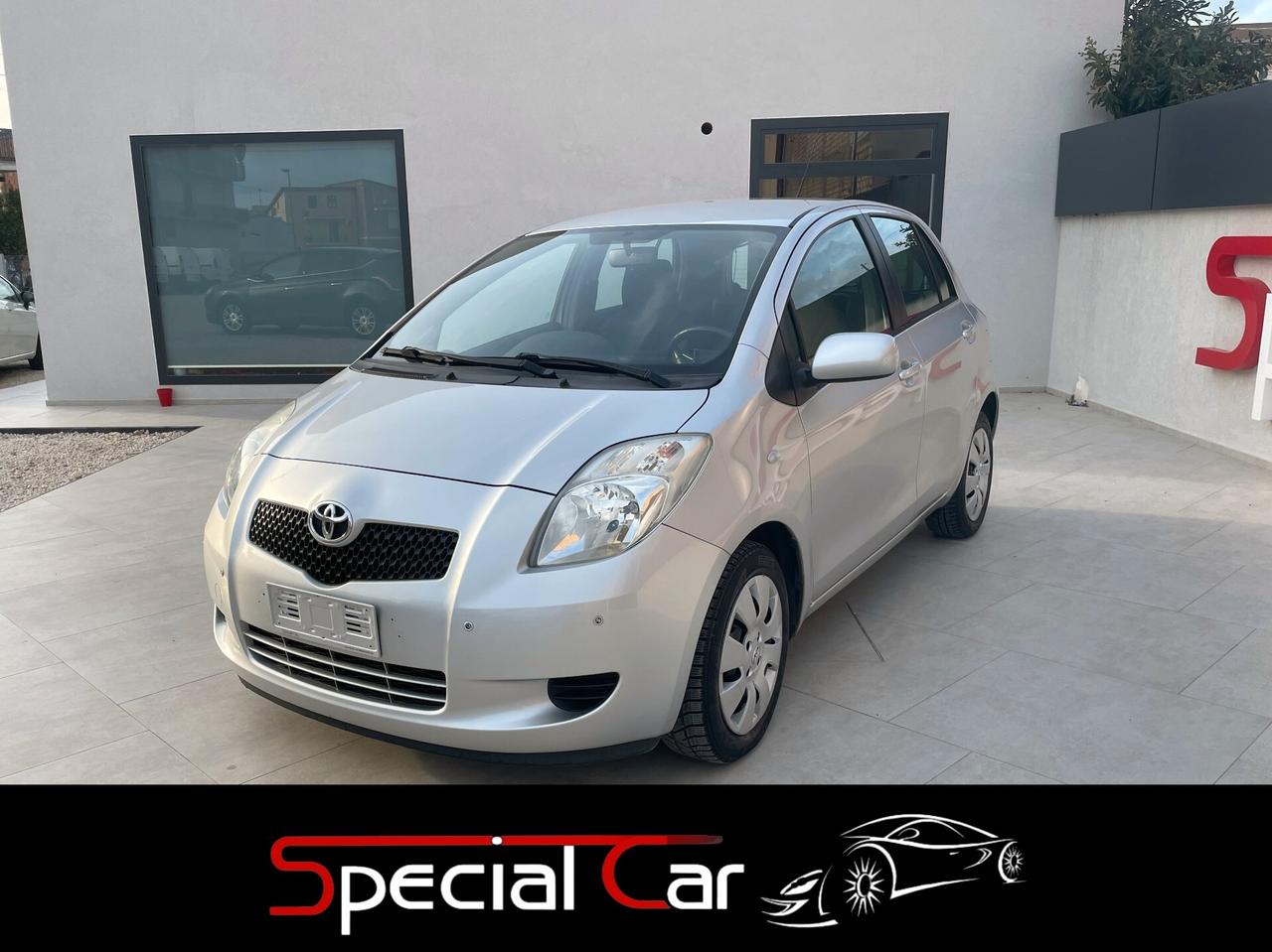 Toyota Yaris 1.3 5 porte