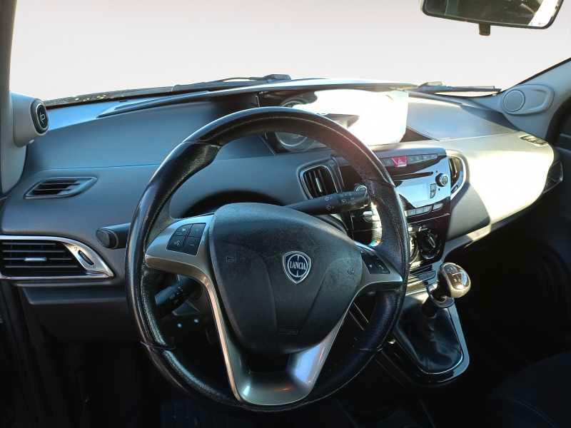 LANCIA Ypsilon 1.2 8v Gold s/CL 69cv E6