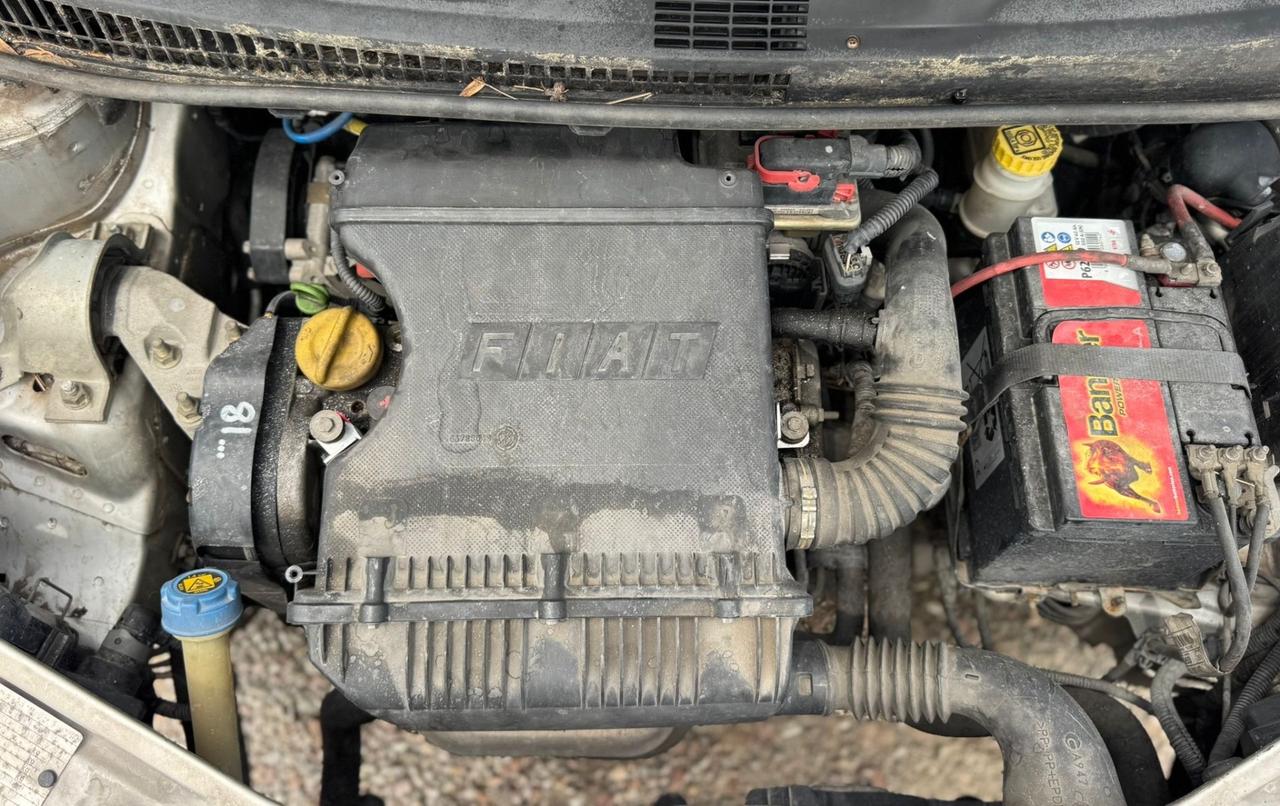 Fiat Idea 1.2 16V BlackLabel Neopatentati