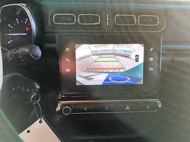 Citroen C3 C3 1.2 puretech Shine s&s 83cv neopatentati