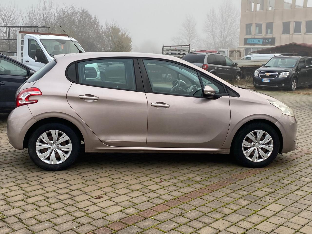 Peugeot 208 1.2 VTi 82 CV 5 porte Active