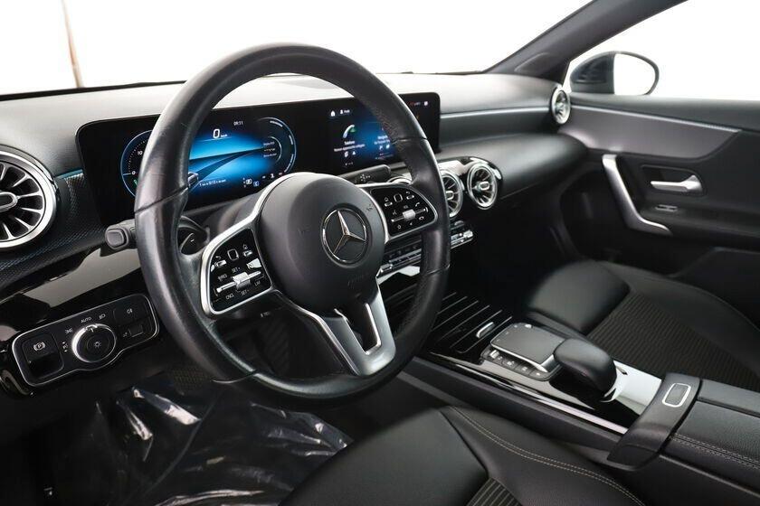 Mercedes-benz A 180d Automatic Sport Plus Led Ambient