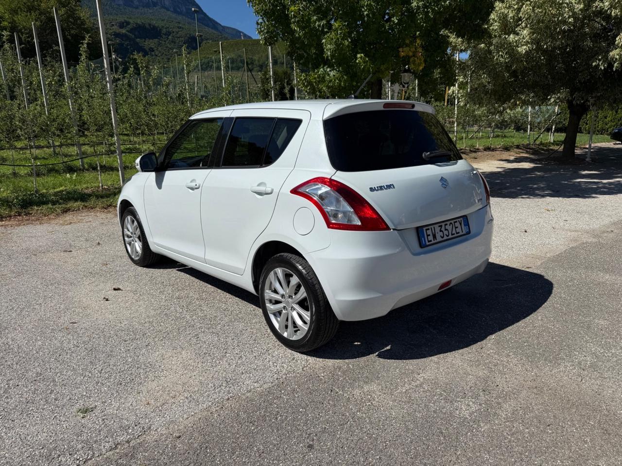 Suzuki Swift 1.2 VVT 4WD 5 porte B-Cool Bi-Color