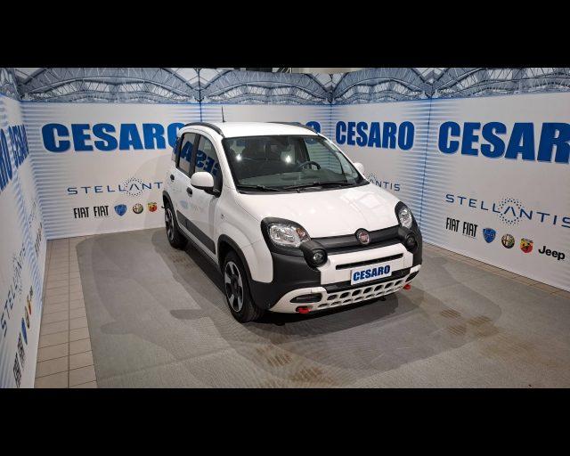 FIAT New Panda 1.0 firefly hybrid Cross s&s 70cv 5p.ti