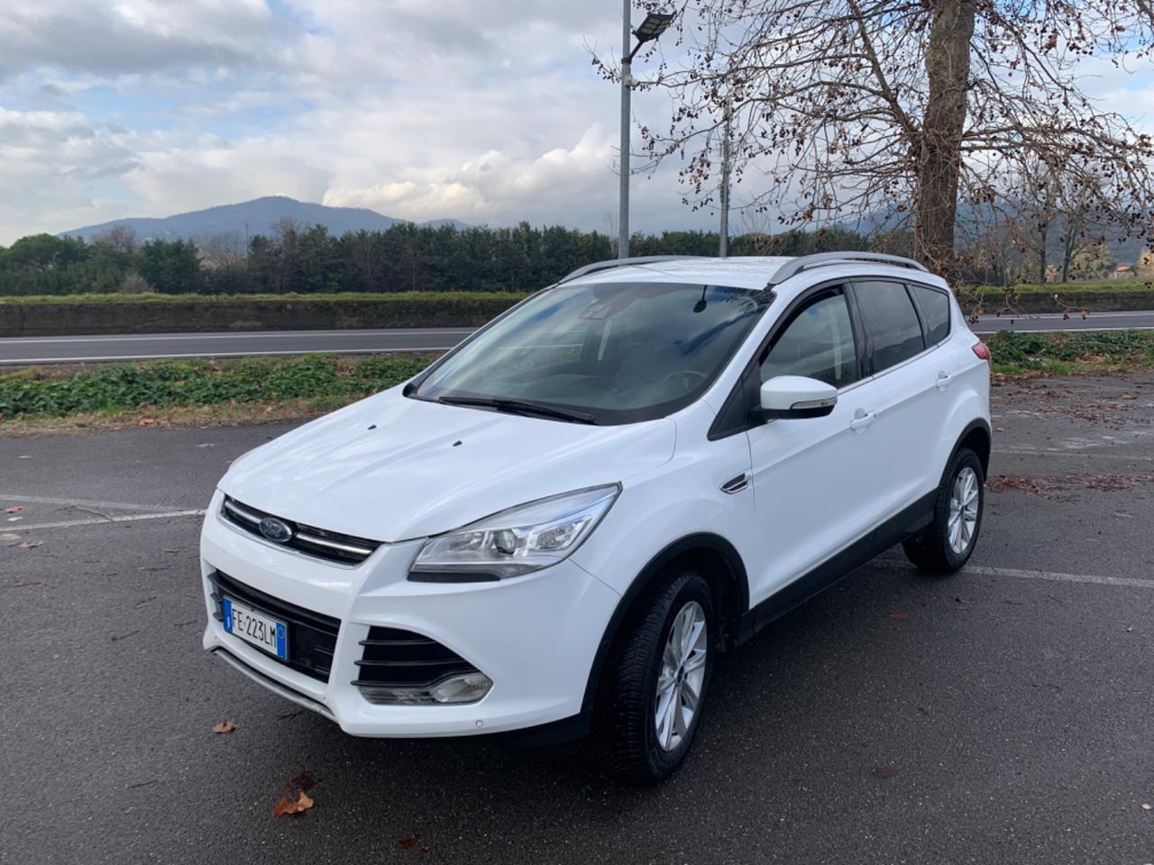 Ford Kuga 2.0 TDCI 150 CV S&S 4WD Powershift Titanium Business