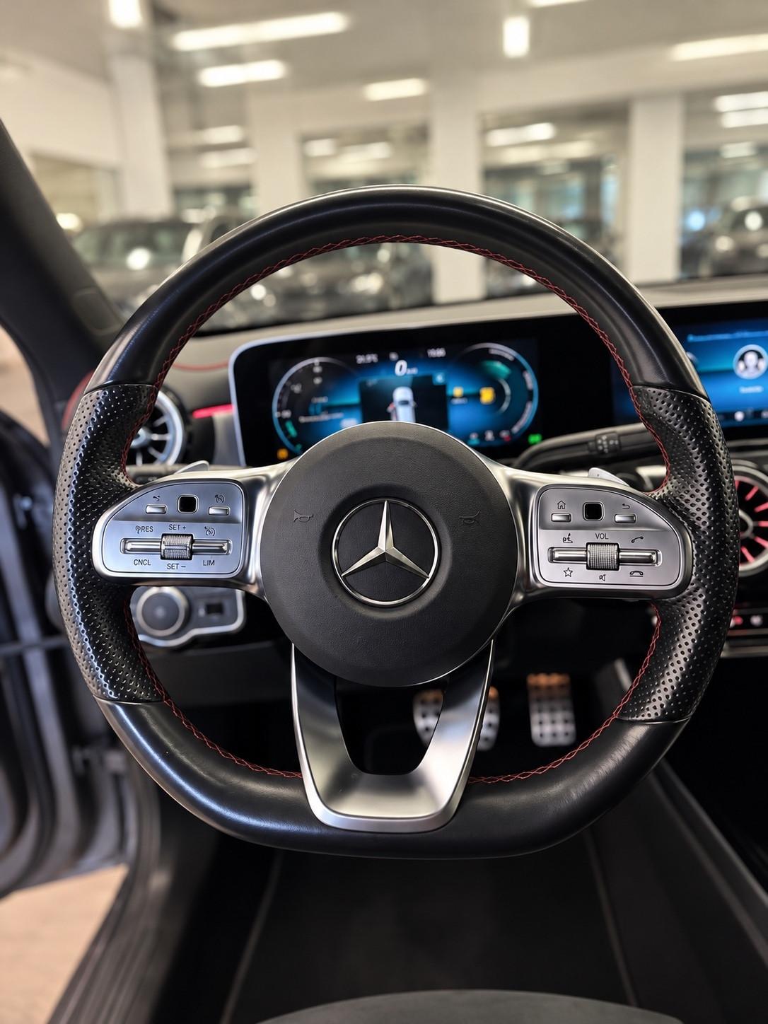 MERCEDES CLA 200 d Shooting Brake Premium AMG