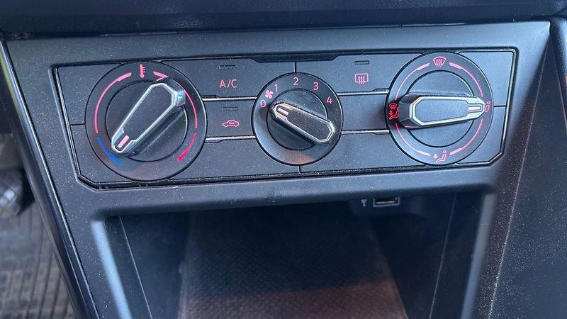 Volkswagen Polo VI 2017 5 Porte 1.0 TGI BlueMotion 90cv Trendline