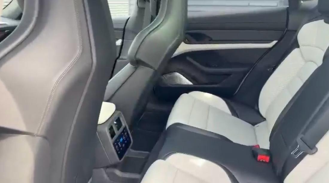 Porsche Taycan Turbo S - 950 CV