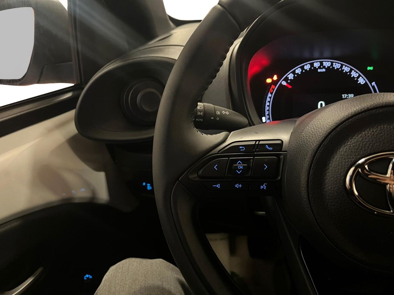 Toyota Aygo X 1.0 VVT-i 72 CV 5 porte Active | da €202 al mese