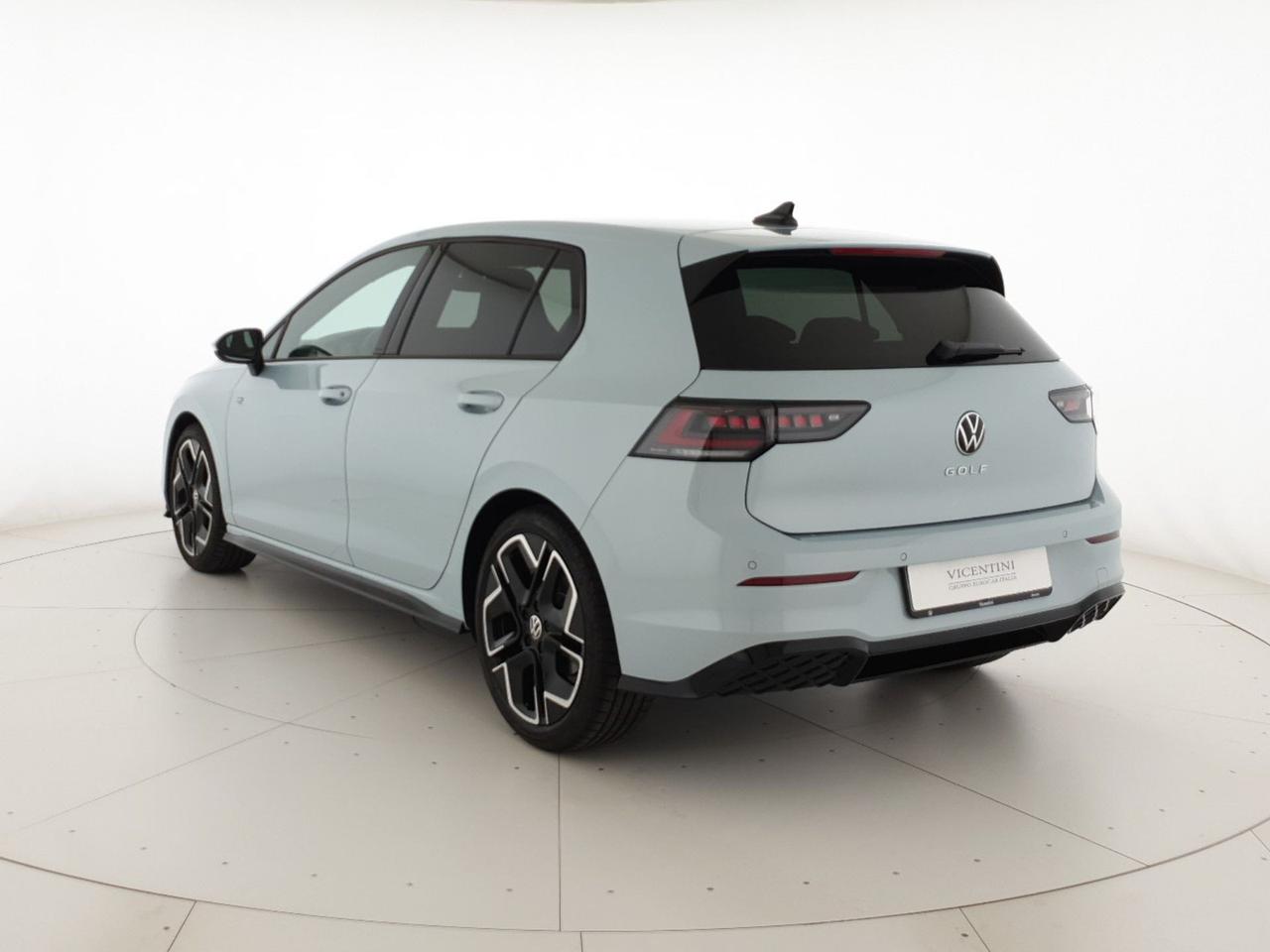 Volkswagen Golf 2.0 tdi r-line plus 150cv dsg