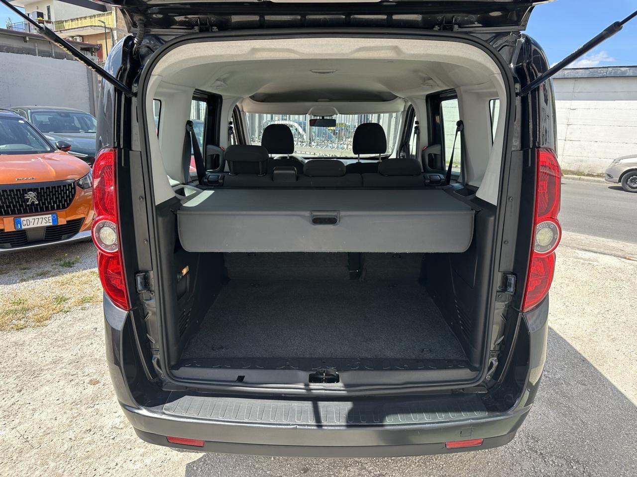 Fiat Doblo 1.6 MJT 105 Cv Emotion 5 Posti Vettura