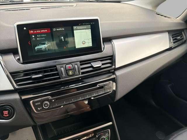 BMW 216 i Active Tourer Advantage