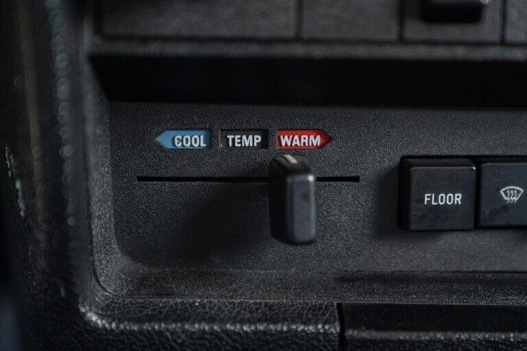 1982 VOLVO 244 GL - VLV00009