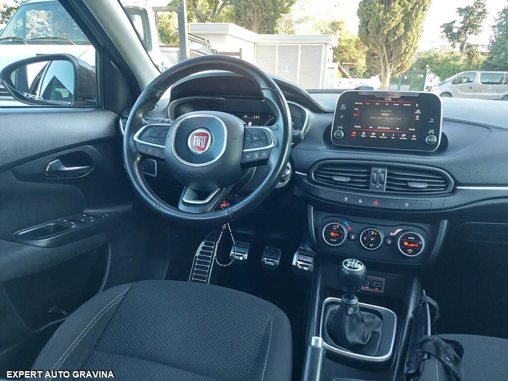 FIAT TIPO LOUNGE 1.6cc SUPER ACCESSORIATA