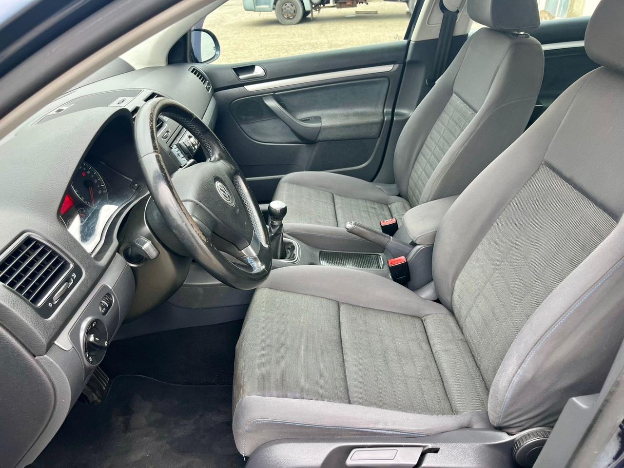 VW Golf 1.6benz 2007 154.000km cinghia e tagliando fatti