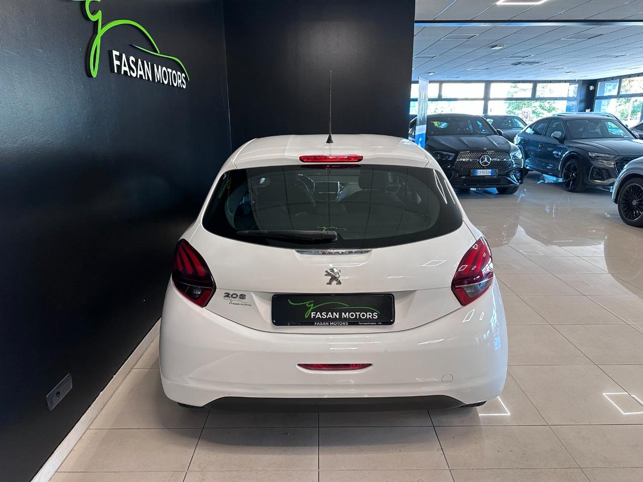 Peugeot 208 5 Porte 208 5p 1.6 bluehdi Active 75cv