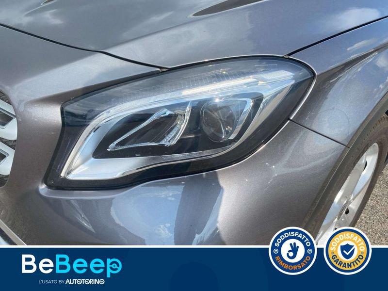 Mercedes-Benz GLA 200 D SPORT 4MATIC AUTO