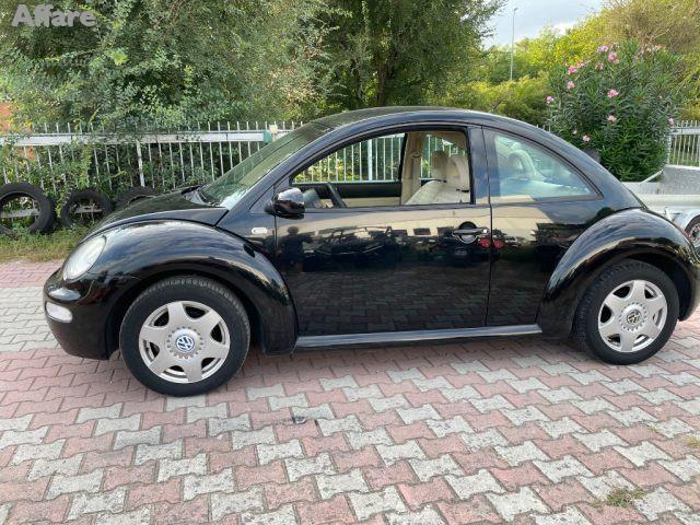 VOLKSWAGEN New Beetle 1.6