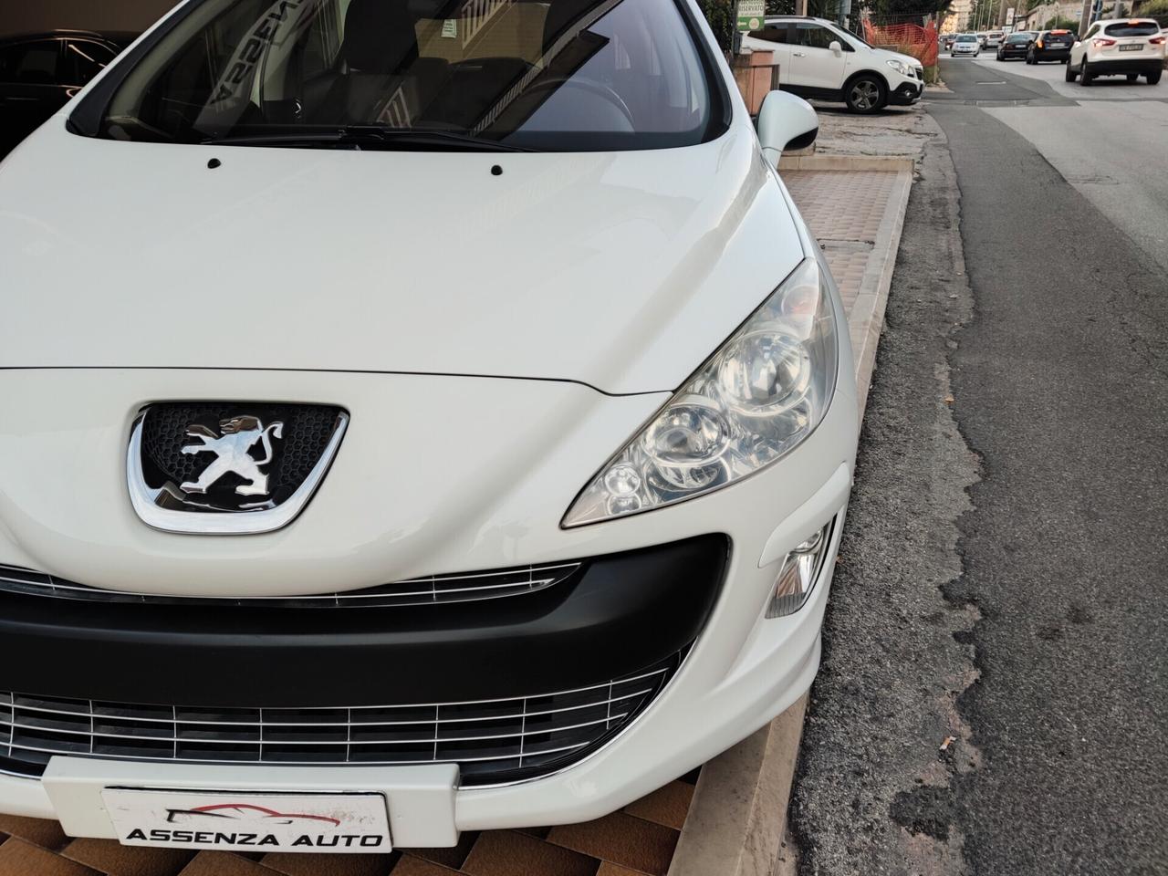 Peugeot 308 1.6 HDi Feline FULL