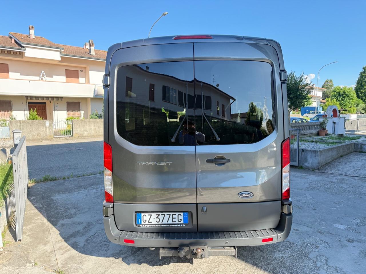 Ford Transit 2.0TDCi 9 POSTI PASSO LUNGO GANCIO TRAINO