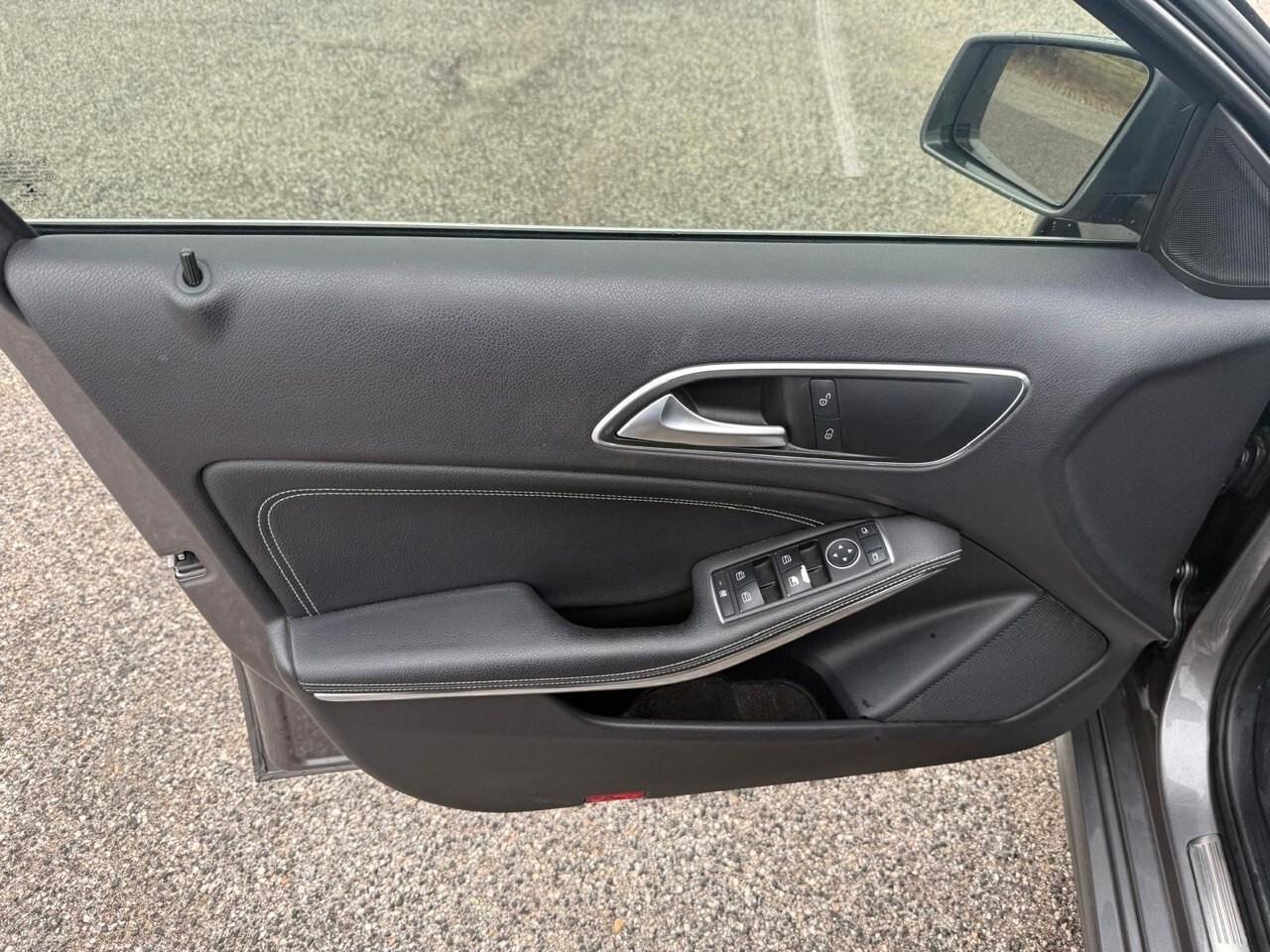 Mercedes-benz A 180 CDI Dark Night Edition