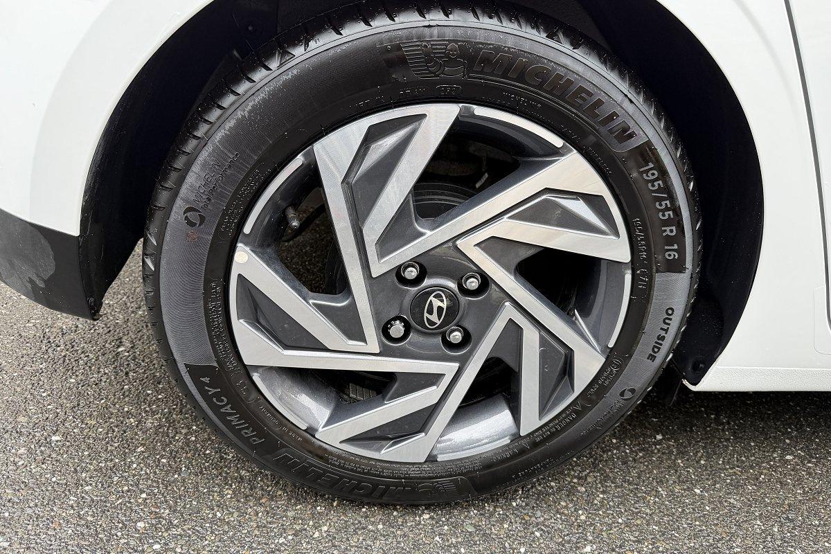 HYUNDAI i20 1.2 MPI GPL Connectline