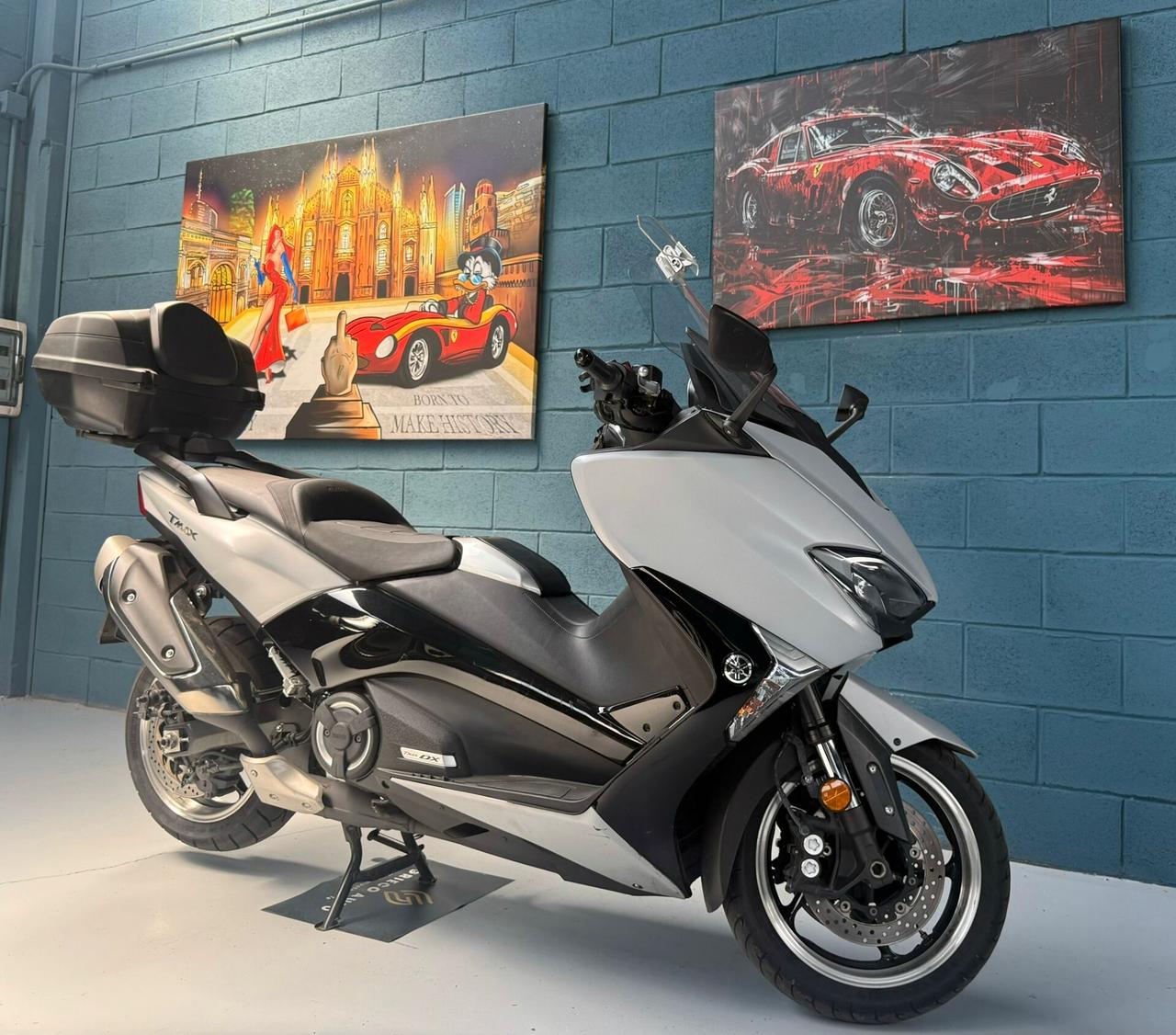 T MAX 530 DX ICE FLUO MY2019