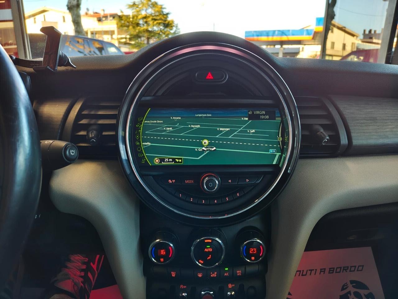 Mini 1.5 Cooper D Hype Cabrio