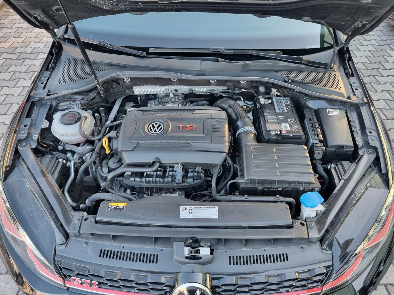 Volkswagen Golf GTI 2.0 245 CV TSI 5p.