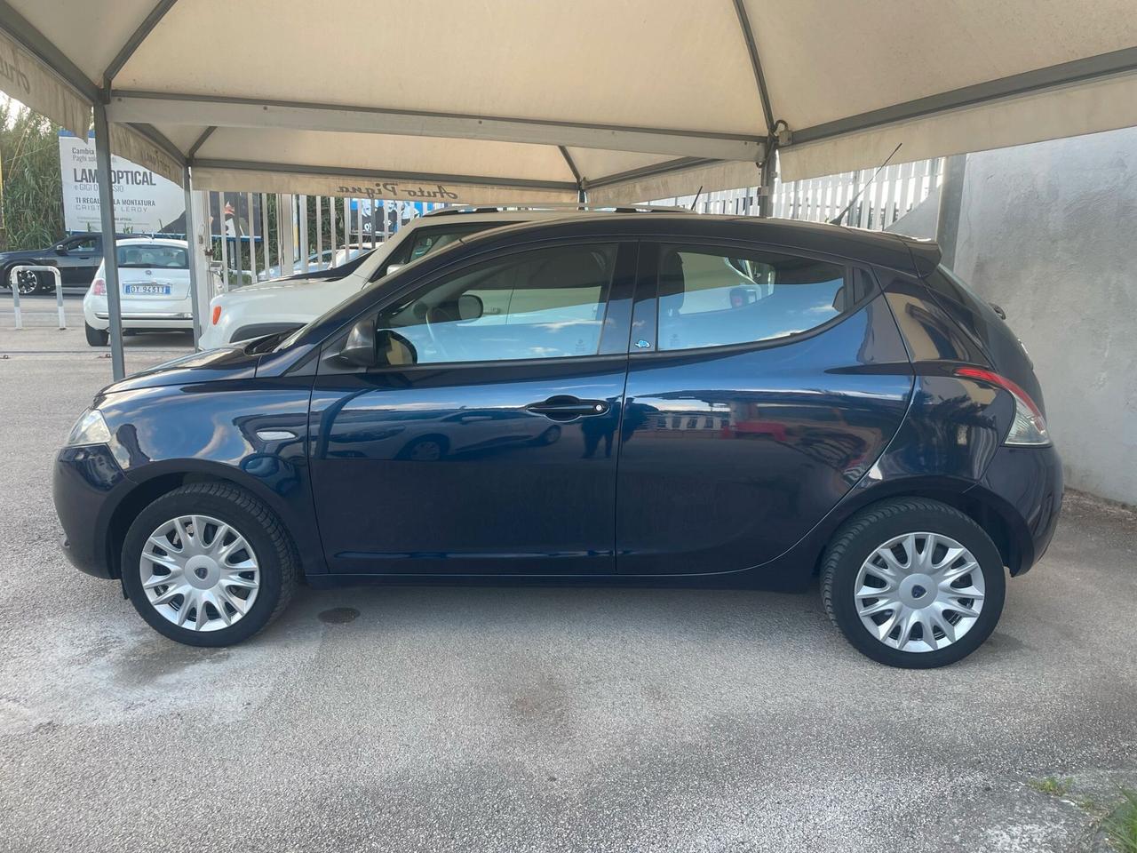 Lancia Ypsilon 1.2 69 CV 5 porte S&S Elefantino Blu