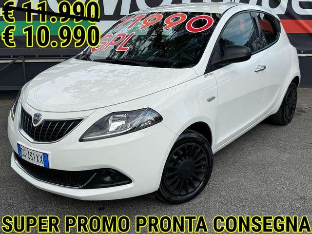 Lancia Ypsilon 1.0 firefly hybrid Silver GPL**SUPER PROMO**