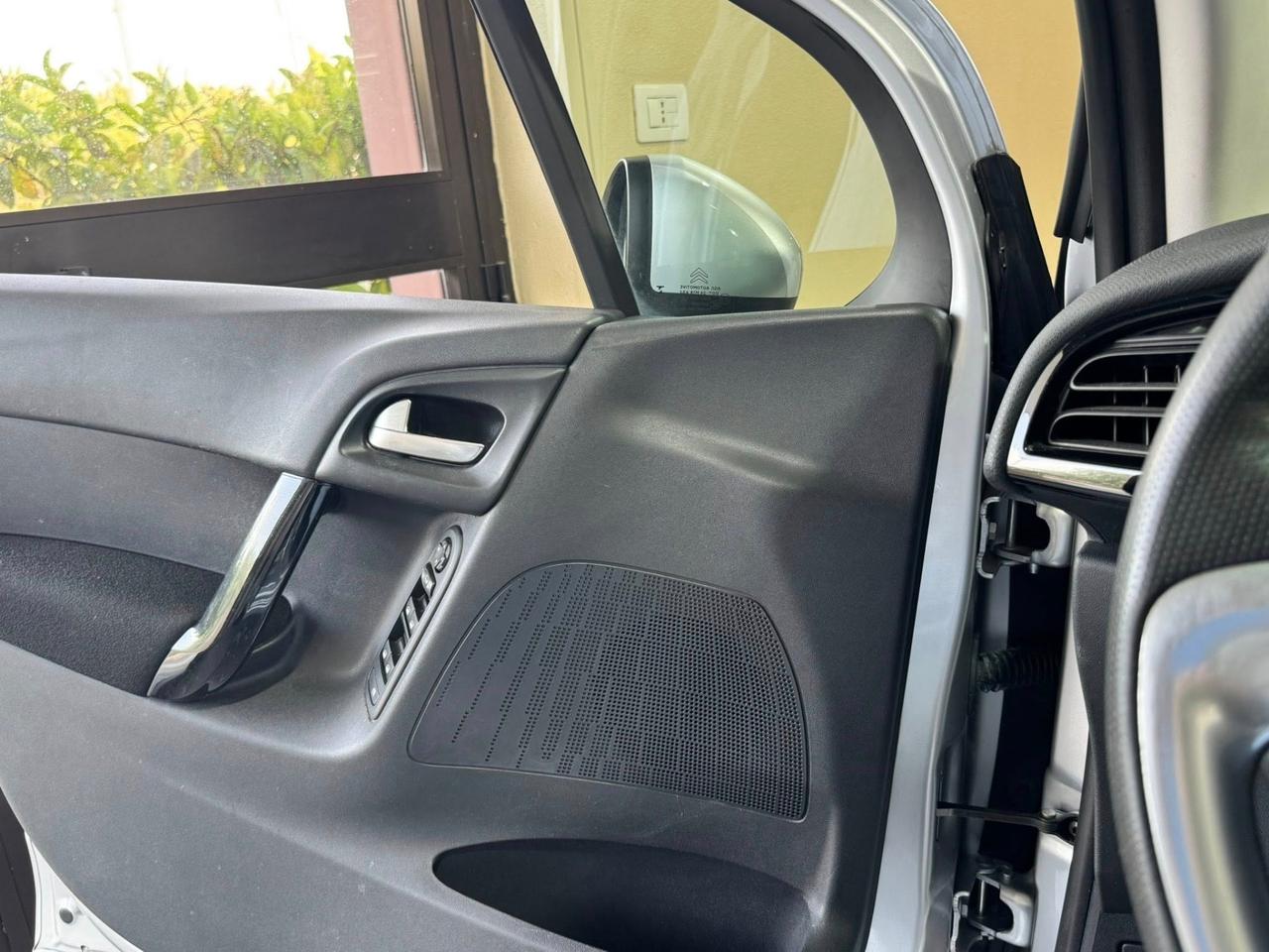Citroen C3 BlueHDi 100 S&S Exclusive